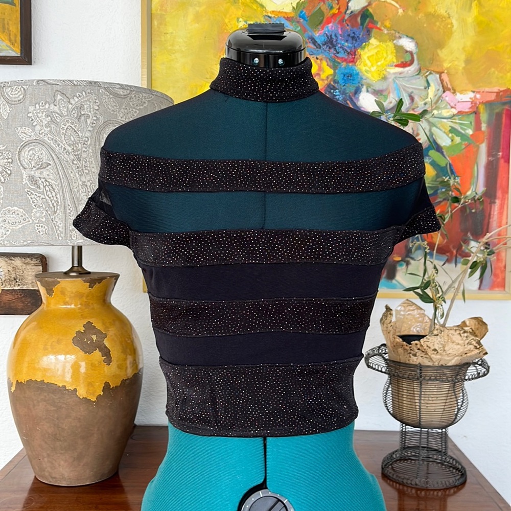Caché Crop Top